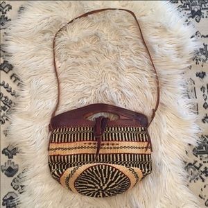 Vintage wicker straw tote